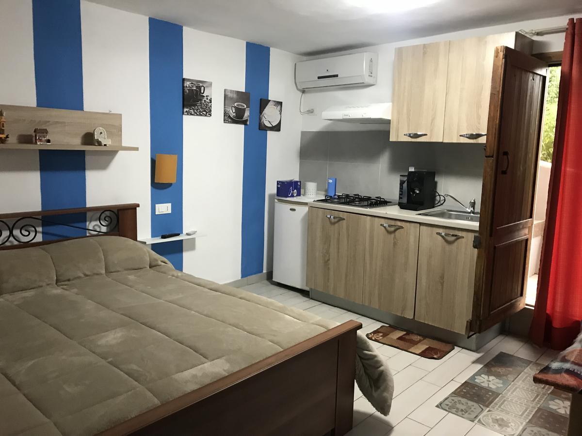 卡斯泰拉马莱Monolocale Per Vacanze公寓 外观 照片